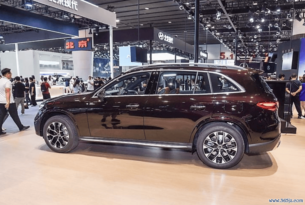 飞驰GLC 350 e L典藏版上市！搭载2.0T插电混动系统，售51.80万