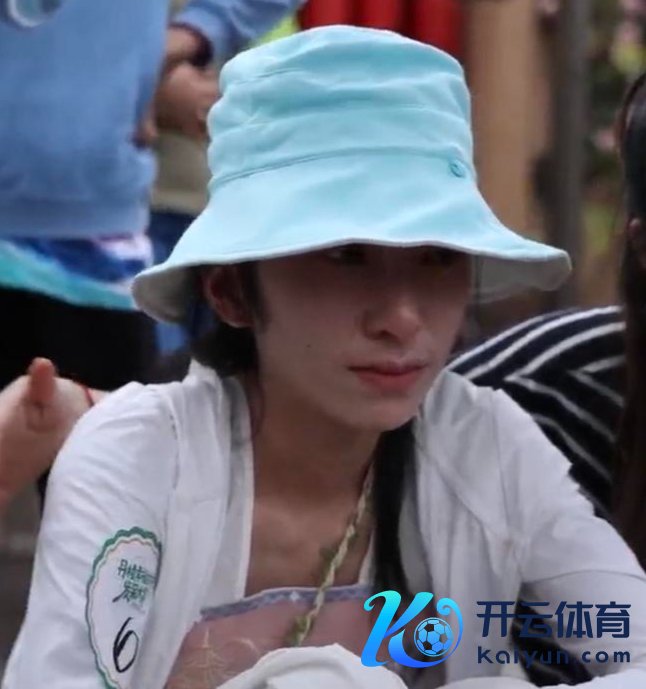 24岁女商榷生赢发怔比赛冠军